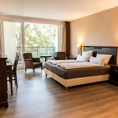 Weinquartier Burggarten 호텔