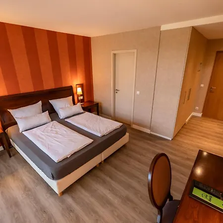 호텔 Weinquartier Burggarten 바트노이에나르아르바일러