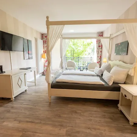 호텔 Weinquartier Burggarten 바트노이에나르아르바일러