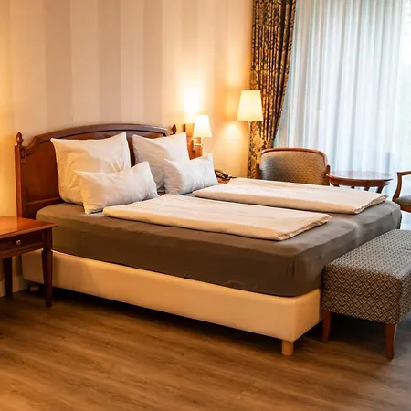 호텔 Weinquartier Burggarten 바트노이에나르아르바일러