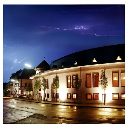 호텔 Weinquartier Burggarten *