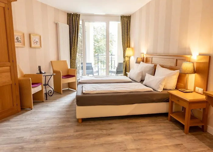 Weinquartier Burggarten Hotel *