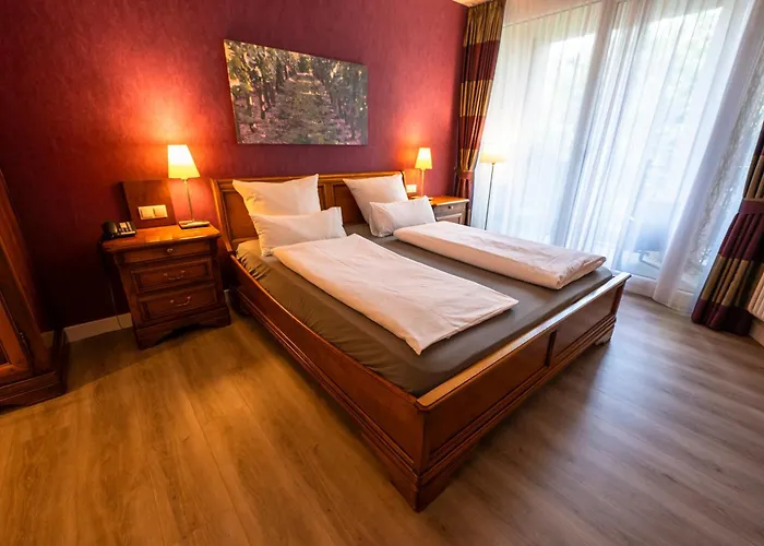 Hotel Weinquartier Burggarten *